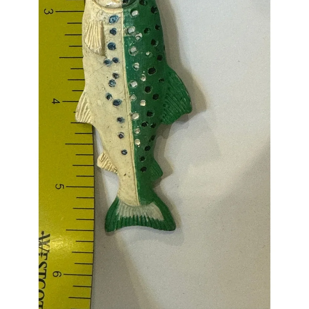 Vintage Trout Fish Keychain Green White Split Color Fishing Lure Style Charm